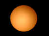 Sun with Sun Spots.JPG (472737 bytes)